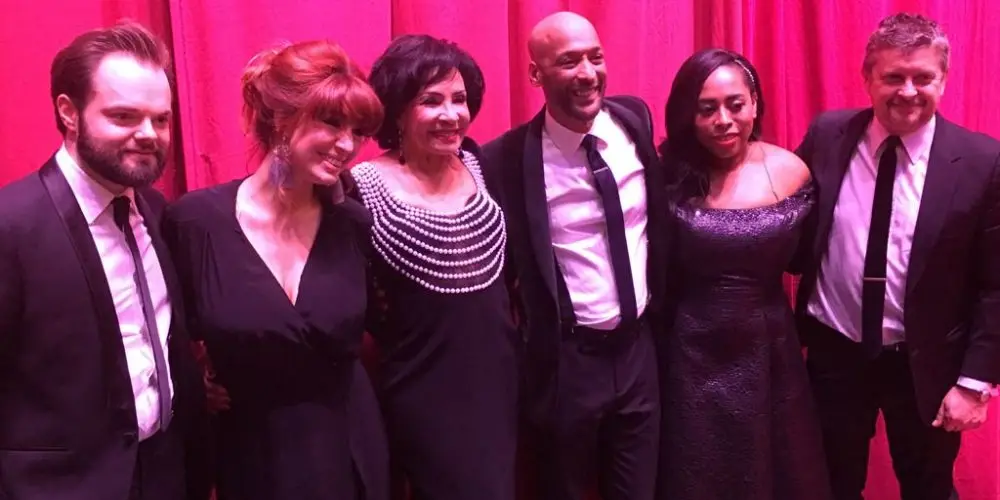 Shirley Bassey and SCD singers Palladium 2018